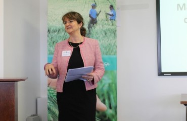 How to manage crop pests and diseases in a changing environment