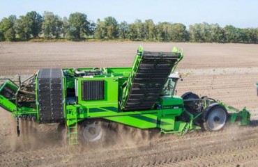 AVR launches Puma 3, its new four-row harvester