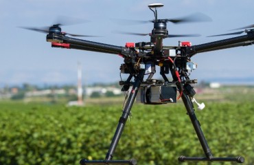 Technology Producers Make Drone Demonstrations at Potato Farm in Oregon