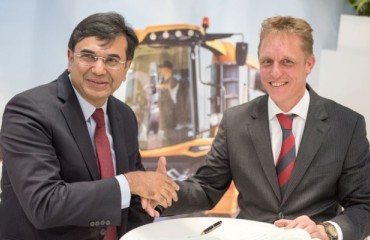 Mahindra - Dewulf Collaboration Brings Latest Potato Planting Technology to India