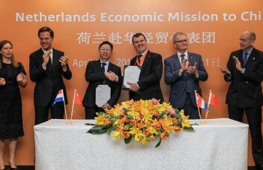 Tolsma-Grisnich Signs Contract in China during Trade Mission