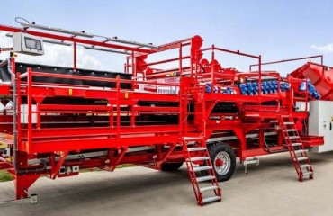 Tong Engineering’s Caretaker Mobile Grader Chosen by Leading Scottish Grower