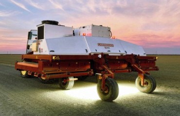 LaserWeeder from Carbon Robotics Was Selected “Best AI-based Solution for Agriculture”