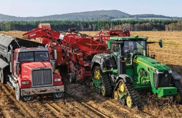 John Deere Installed an Electrification Kit Onto a Spudnik Potato Harvester